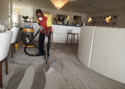 Limpeza de carpete em hotéis